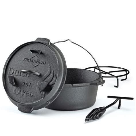 Fotografija litoželeznega kotla (Dutch Oven) nad ognjem