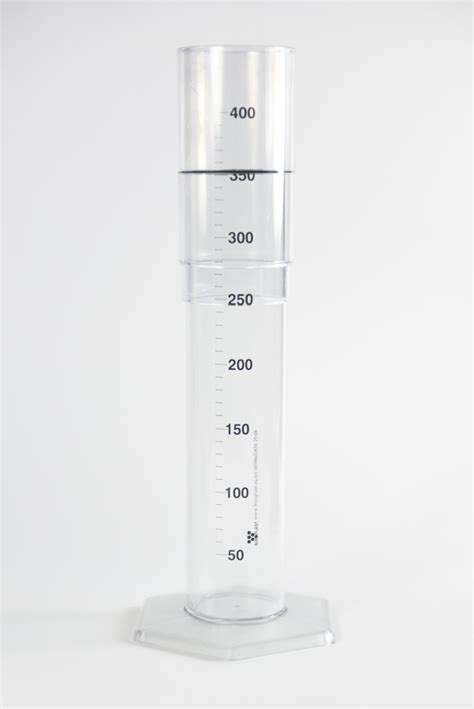 alkoholometer in merilni valj za destilacijo