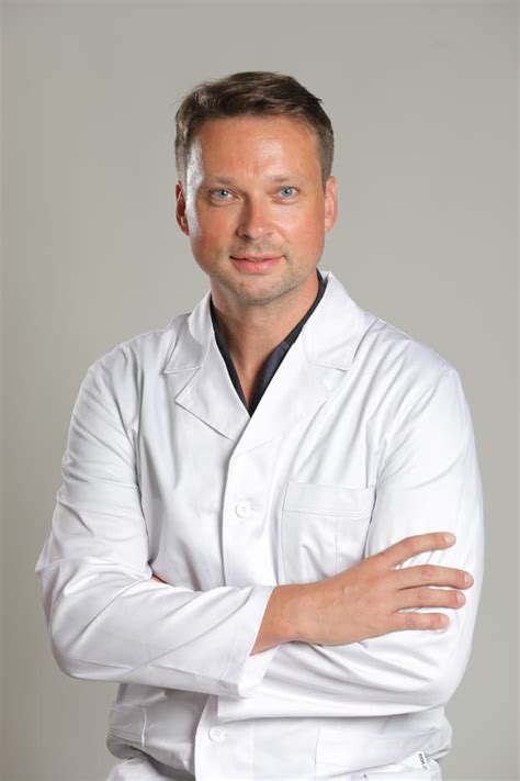 Prikaz ribje plošče kot ene izmed najbolj hvaljenih jedi