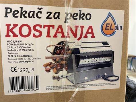 Pekač za kostanj z luknjicami na dnu