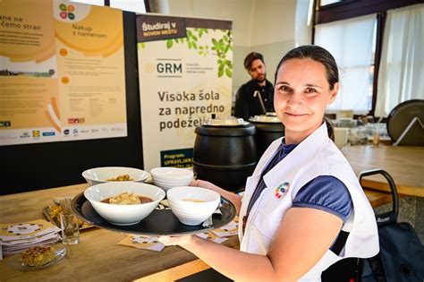 Prikaz zanimivo postrežene jedi v gostilni Kirn