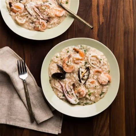 Thematic photo of squid and shrimp risotto