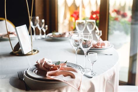 Tematska fotografija prijetnega ambienta restavracije