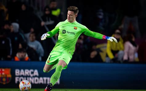 Thematično foto piščančjih stegen