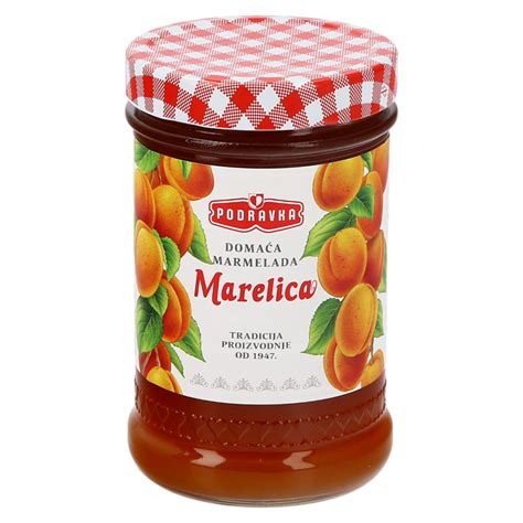 Sveže marelice in domača marelična marmelada