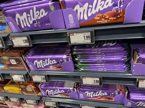 Infografika o proizvodnem procesu čokolade Milka