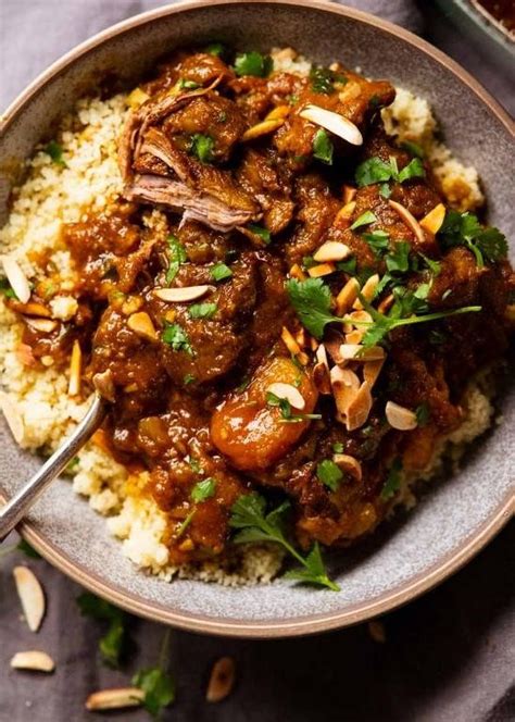 fotografija jedi tagine z začimbo Ras el Hanout