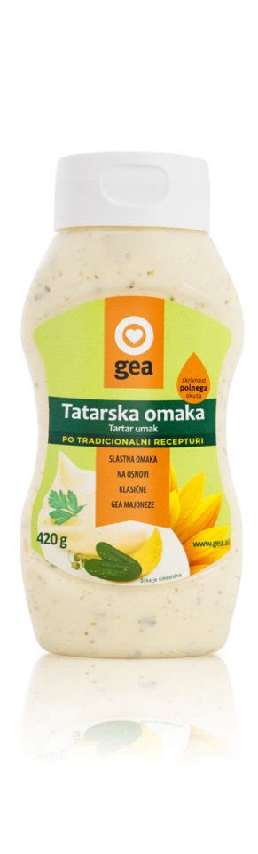 Tematska fotografija: Tatarska omaka z ocvrtimi ribami in zelenjavo