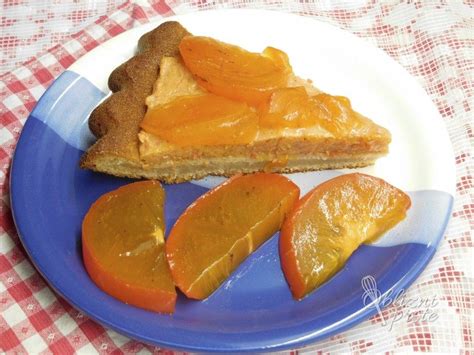 Tematska fotografija kakijeve pite