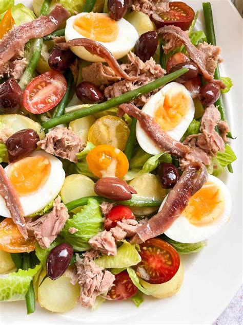 Fotografija solate Niçoise