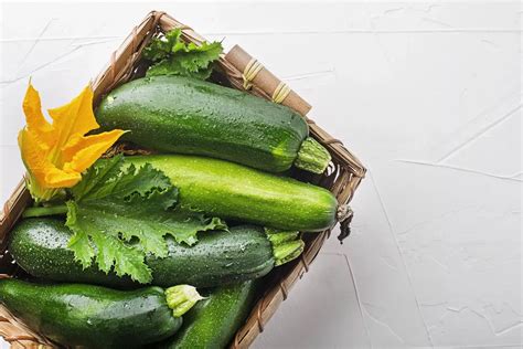 Zamrznjene narezane bučke v vrečkah