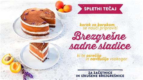 Prikaz valjanja krhkega testa med dvema papirjema za peko