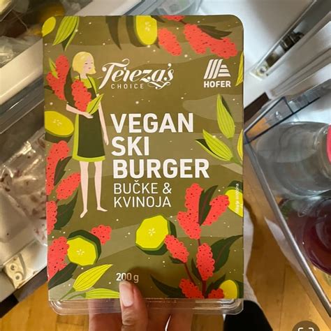 vizualizacija pripravljenega veganskega burgerja Tereza's Choice