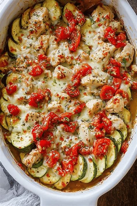 Thematic photo of chicken and zucchini dishes