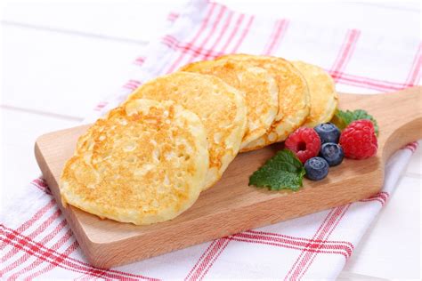 slika sestavin za palačinke in kokosove moke