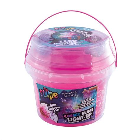 Fotografija puhastega (fluffy) slime-a v različnih barvah