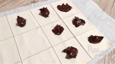 sladica iz listnatega testa s figami