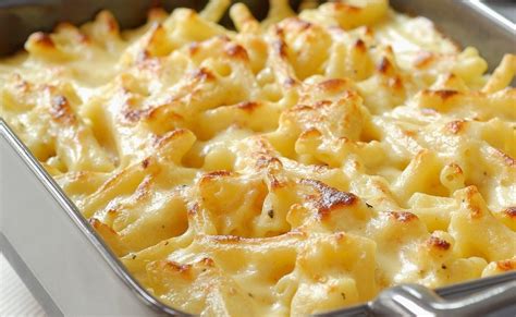 zapečeni makaroni s piščancem in sirom