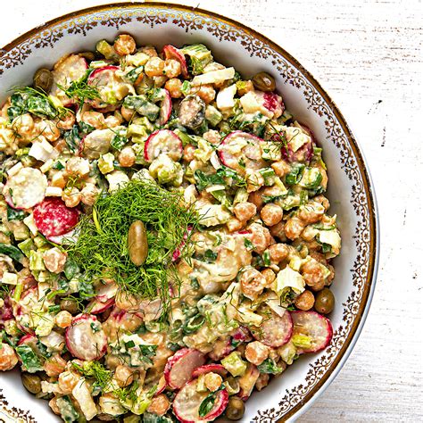 priprava brokolijevega pirea s čičeriko