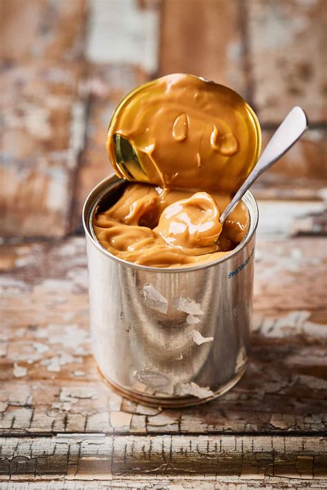 Fotografija pečene čokoladne pite z dulce de leche
