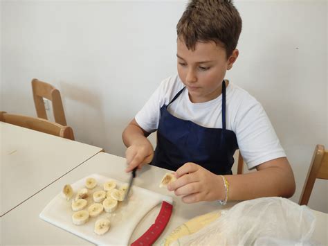 Shema z zarezami za rezanje božičnih jabolčnih rezin