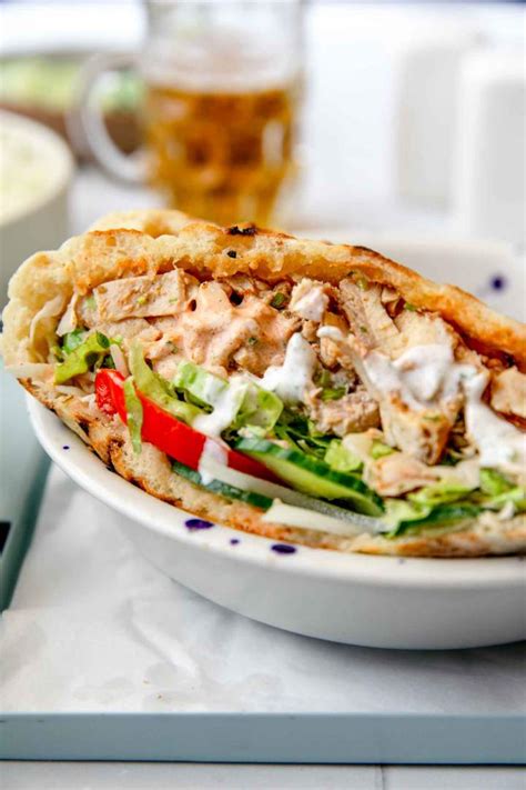 Infografika: Ključne sestavine bele kebab omake