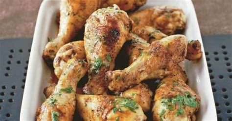 slika pečene prekajene krače s hrustljavo skorjico