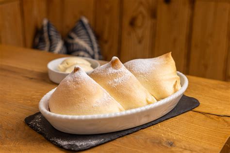Fotografija solnograških žličnikov (Salzburger Nockerl)