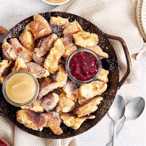 Fotografija Kaiserschmarrn z jabolčno omako