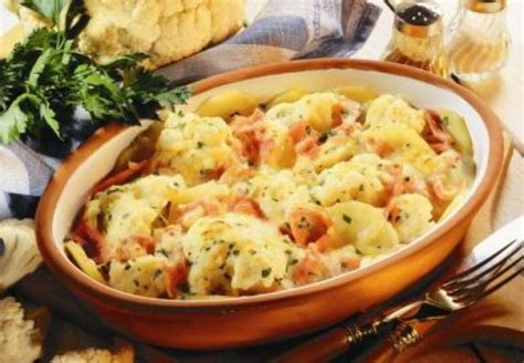Priprava in pečenje gratinirane cvetače s šunko