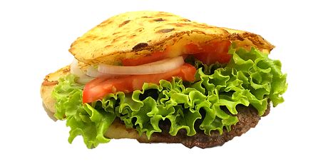 pripravljen piščančji kebab v lepinji s svežo zelenjavo in omako