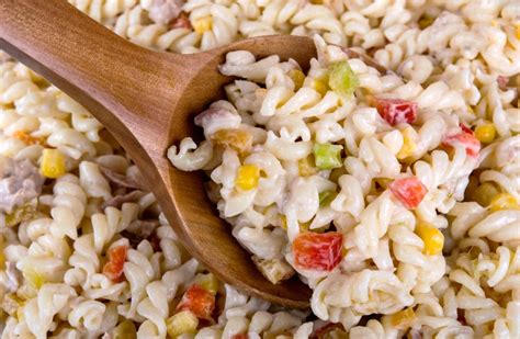 prikaz pripravljene hladne riževe solate