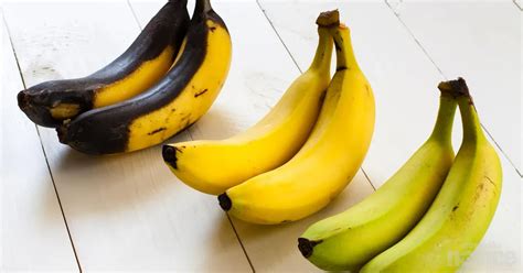 Ilustracija banan in oreščkov, ki prikazuje svežino in naravne sestavine