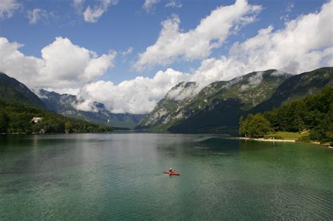 Tematska fotografija Bohinjskega jezera