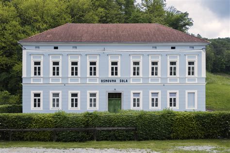 Fotografija stare šole v Zdolah