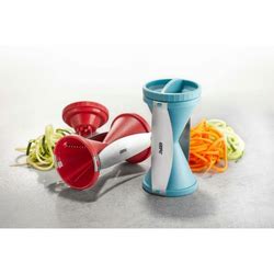 Ilustracija sveže zelenjave in tune za pripravo sredozemske pite