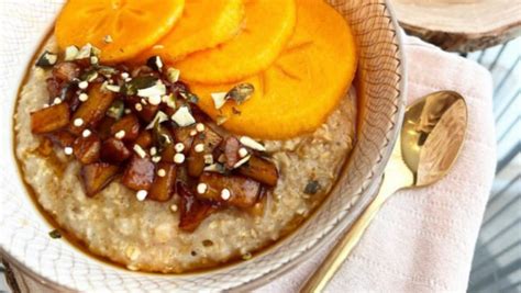 karamelizirana jabolka za ovseno kašo