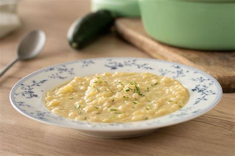 Pripravljena jed: Tople kumare s krompirjem