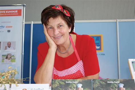 Portret kuharske mojstrice Emilije Pavlič