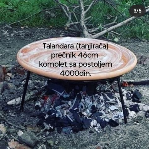 Fotografija tradicionalne glinene podpeke sač Zlakusa