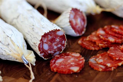 shema izbire in priprave mesa za salame