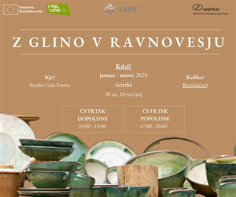 Fotografija lončarja med delom z glino ali tradicionalnih glinenih izdelkov