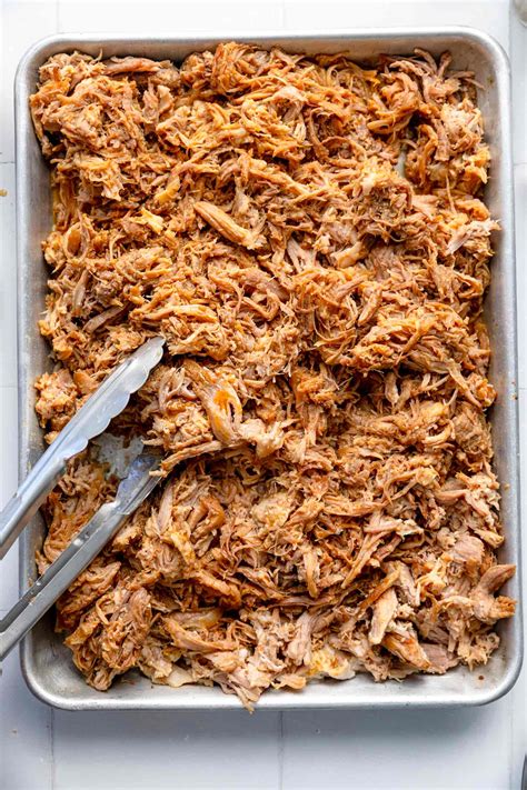 Natrgana svinjina (pulled pork)