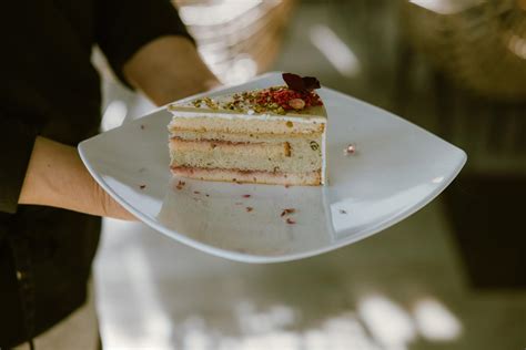 košček torte iz Slaščičarne Kraljevi mignon