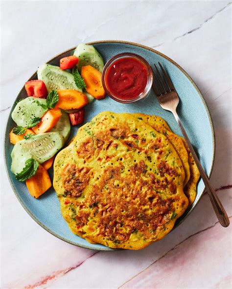 A savory pancake filled with avocado, sun-dried tomatoes and olives