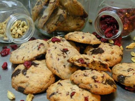 Tematsko foto: veganski piškoti z brusnicami, ročno izdelani