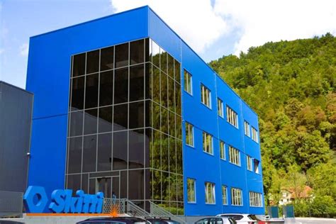 Sodobni proizvodni prostori podjetja Sastela