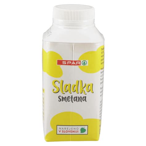 Sestavine za čokoladni sladoled: sladka smetana, kondenzirano mleko, čokoladni namaz