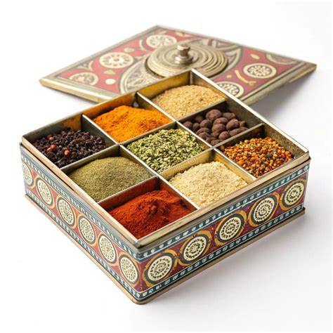 Fotografija tradicionalne Masala Dabba (škatle za začimbe)