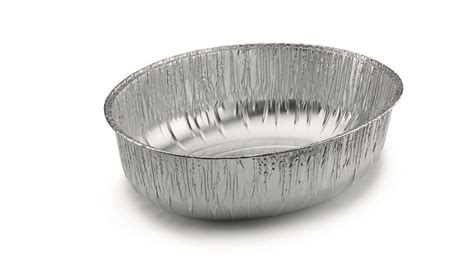 Ilustracija razrezanega piščanca na 12 kosov.